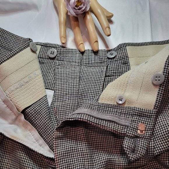 Securo Slax, Not Worn, Houndstooth, US Patent # 3723993, Men's size 36x31 Pants - Picture 4 of 7